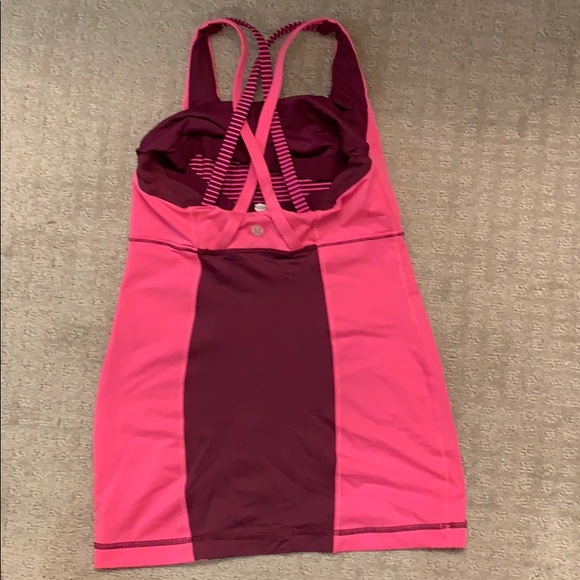 Lululemon Tank Top with bra - Picture 2 of 2